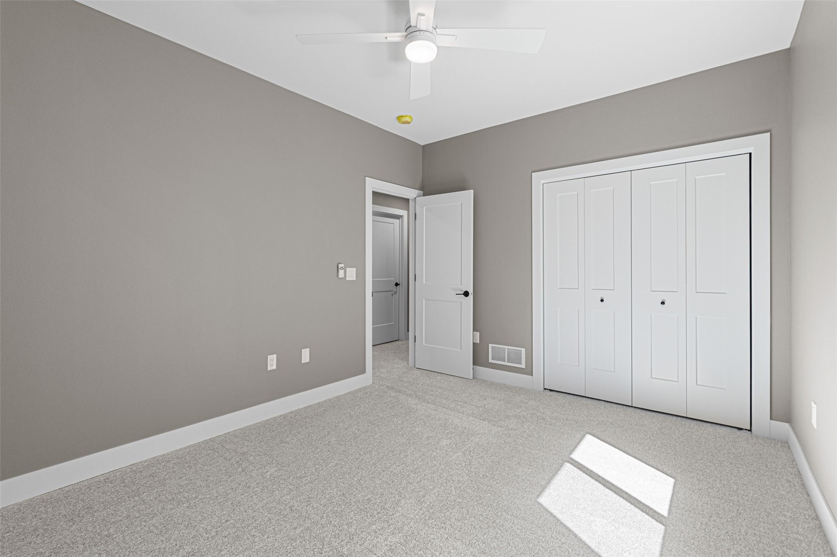1005 Thomas Circle Tiffin IA 52340