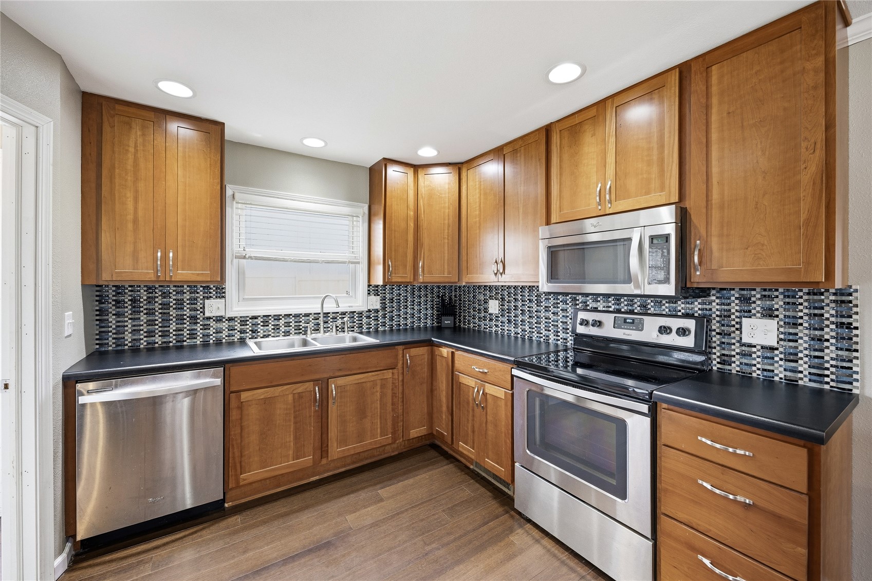 104 E 11th Street Tipton IA 52772
