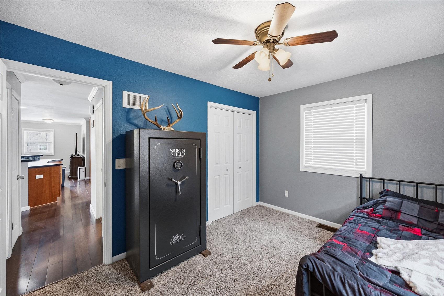 104 E 11th Street Tipton IA 52772