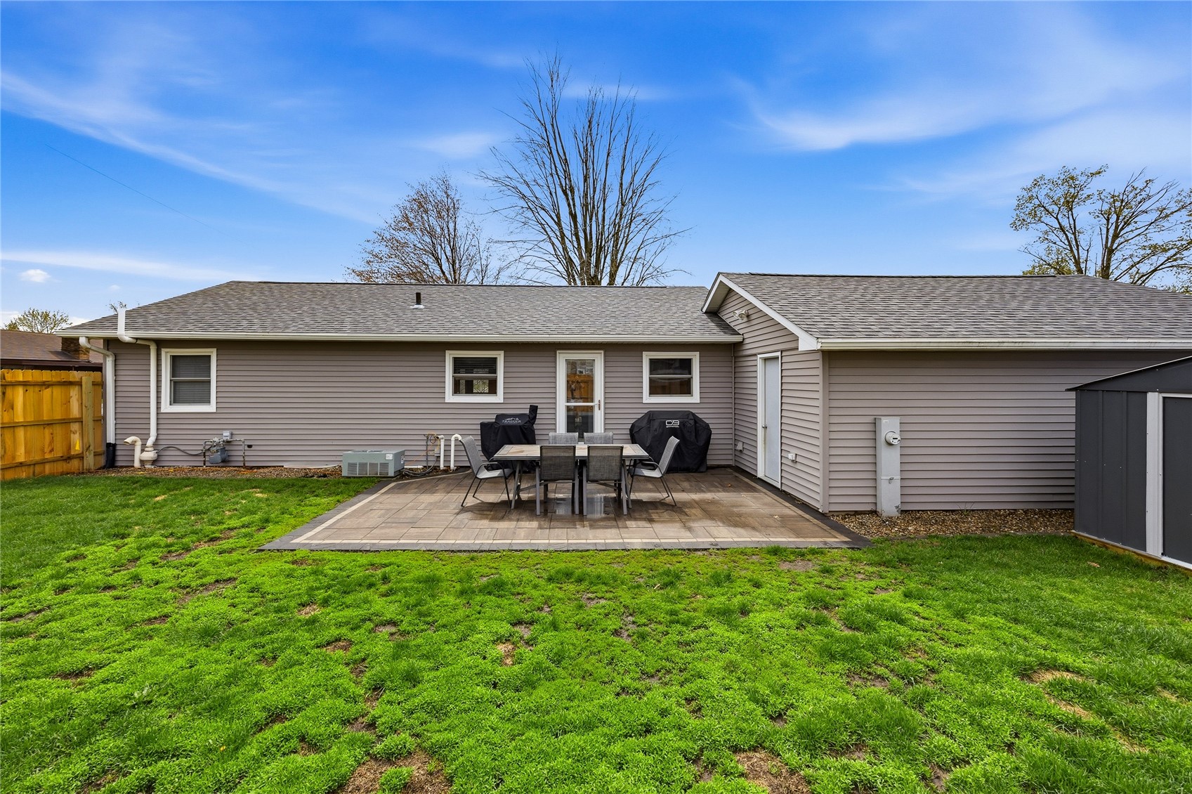104 E 11th Street Tipton IA 52772