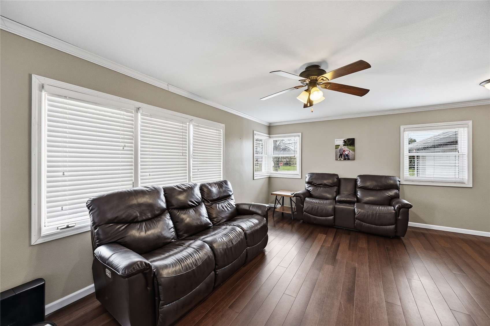 104 E 11th Street Tipton IA 52772