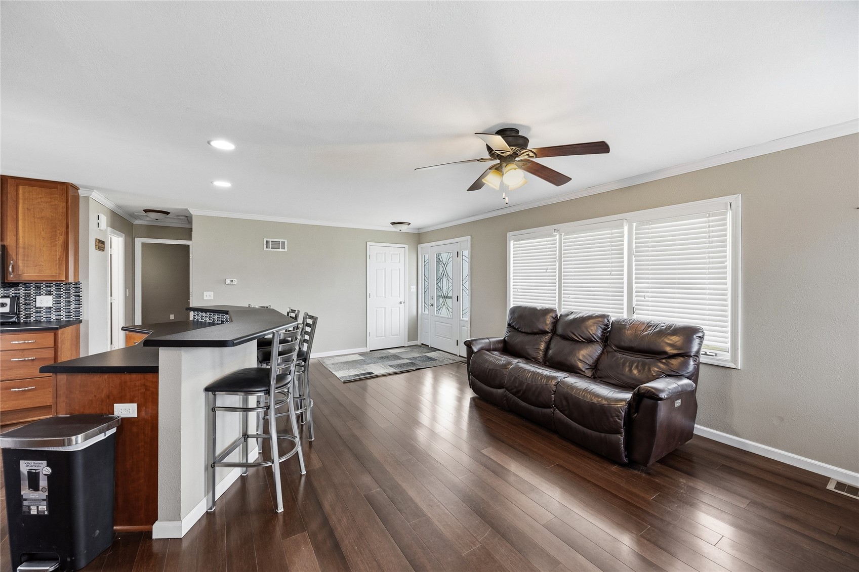 104 E 11th Street Tipton IA 52772