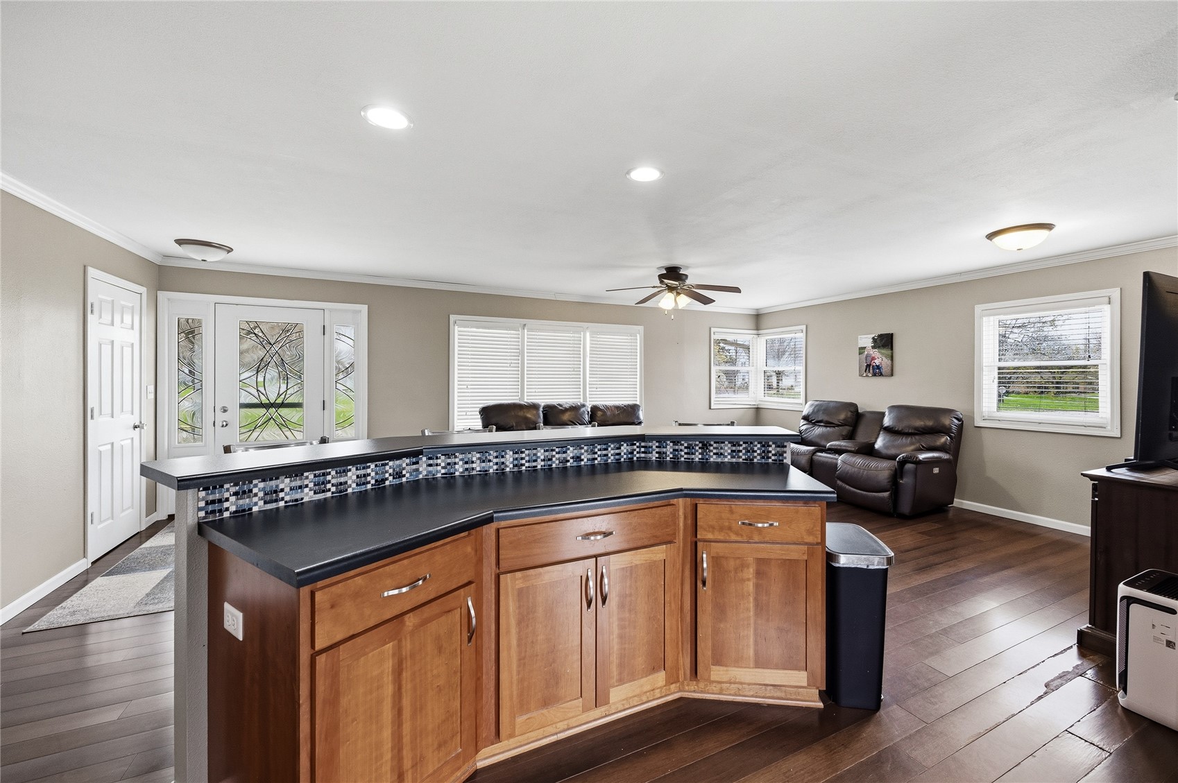 104 E 11th Street Tipton IA 52772