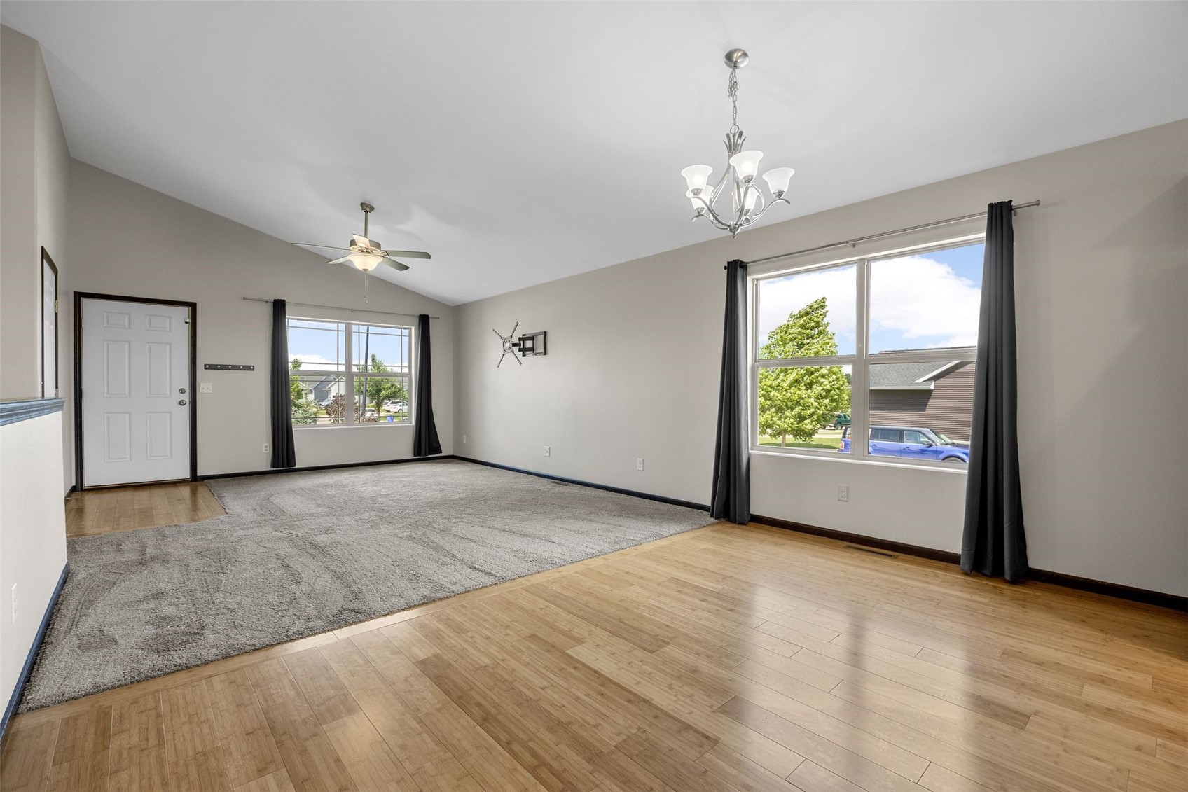 6303 Deer Stone Drive SW Cedar Rapids IA 52404