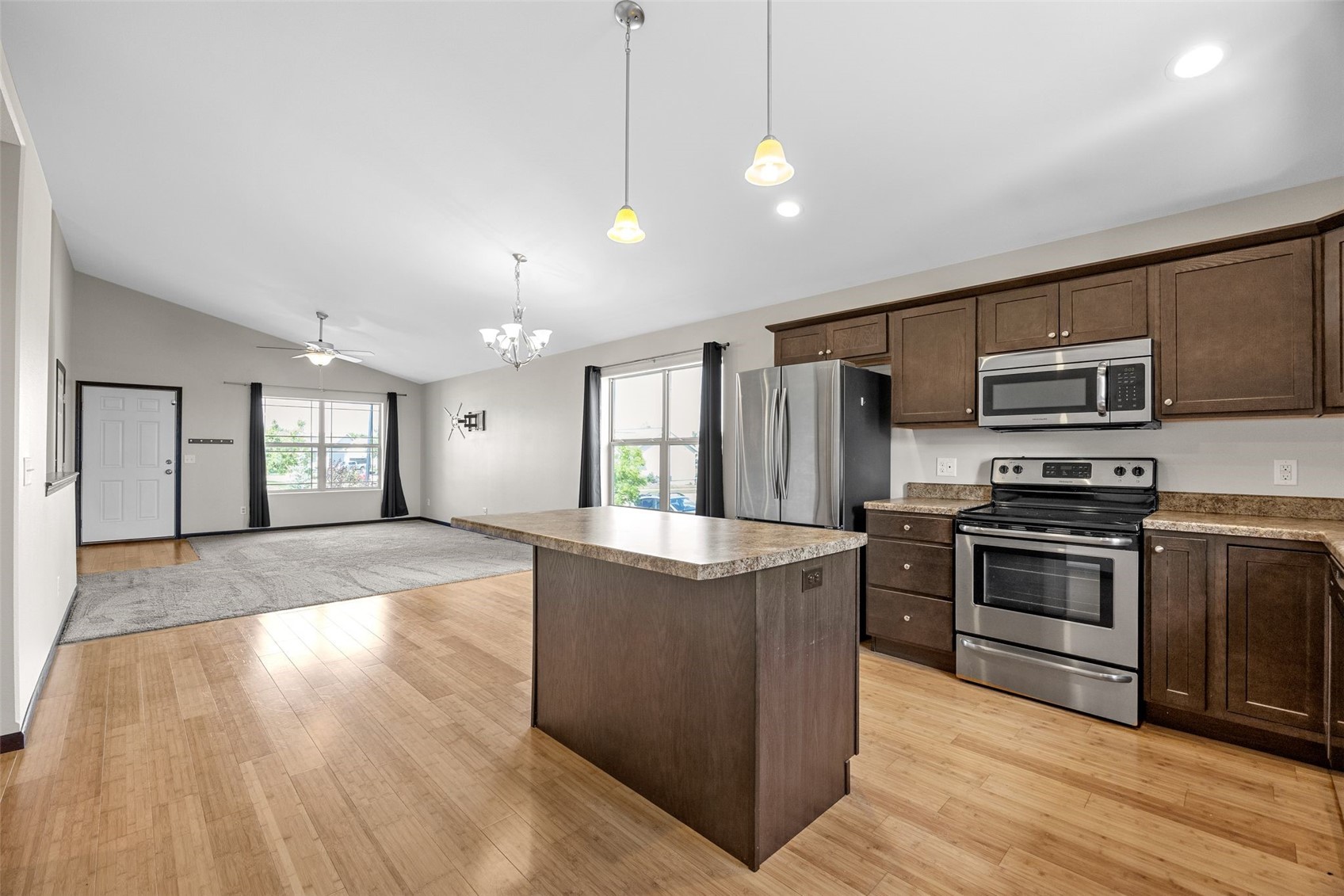 6303 Deer Stone Drive SW Cedar Rapids IA 52404