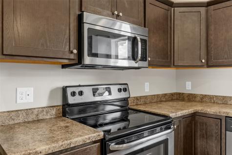 6303 Deer Stone Drive SW Cedar Rapids IA 52404