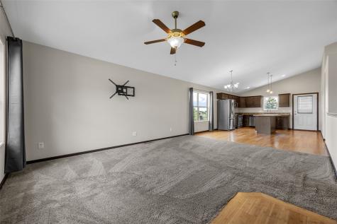 6303 Deer Stone Drive SW Cedar Rapids IA 52404