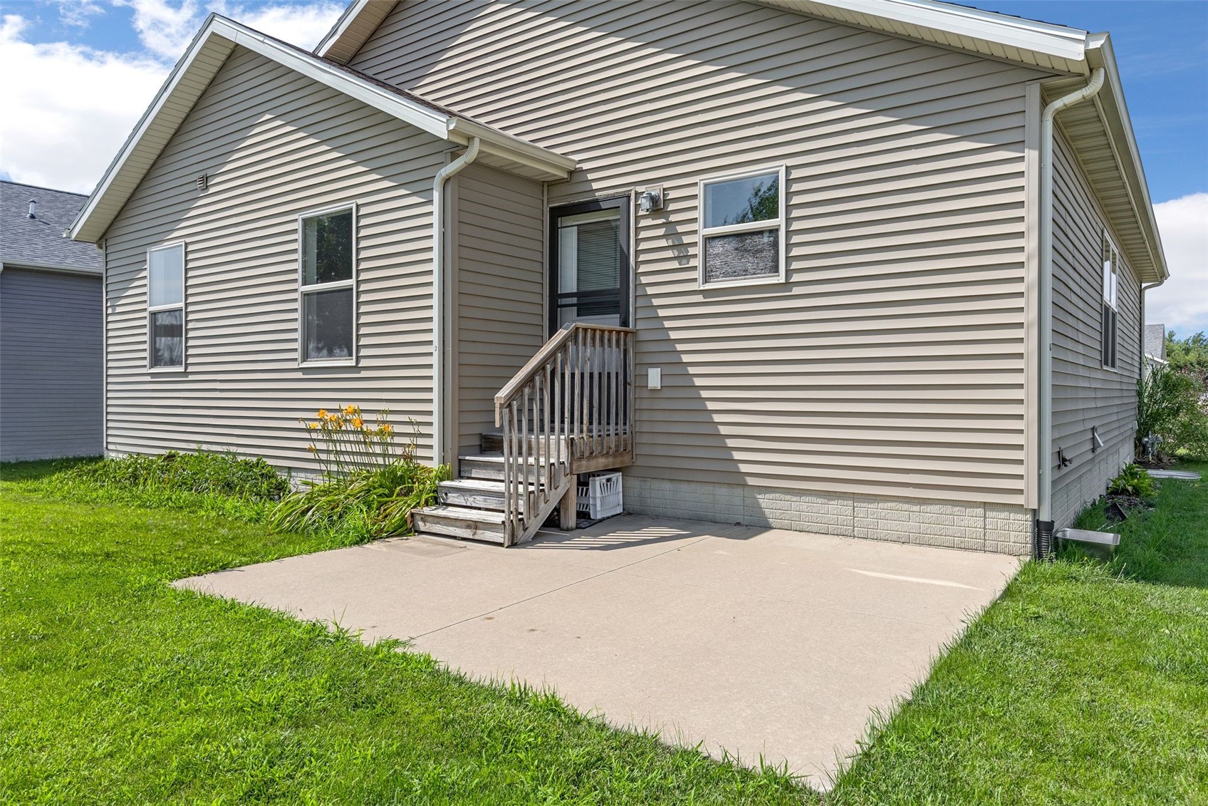 6303 Deer Stone Drive SW Cedar Rapids IA 52404