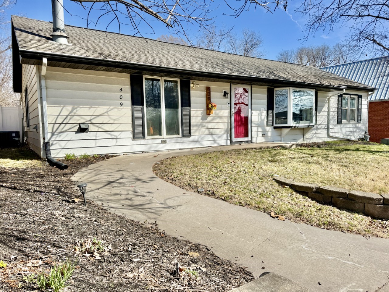 409 5th Street Coralville IA 52241