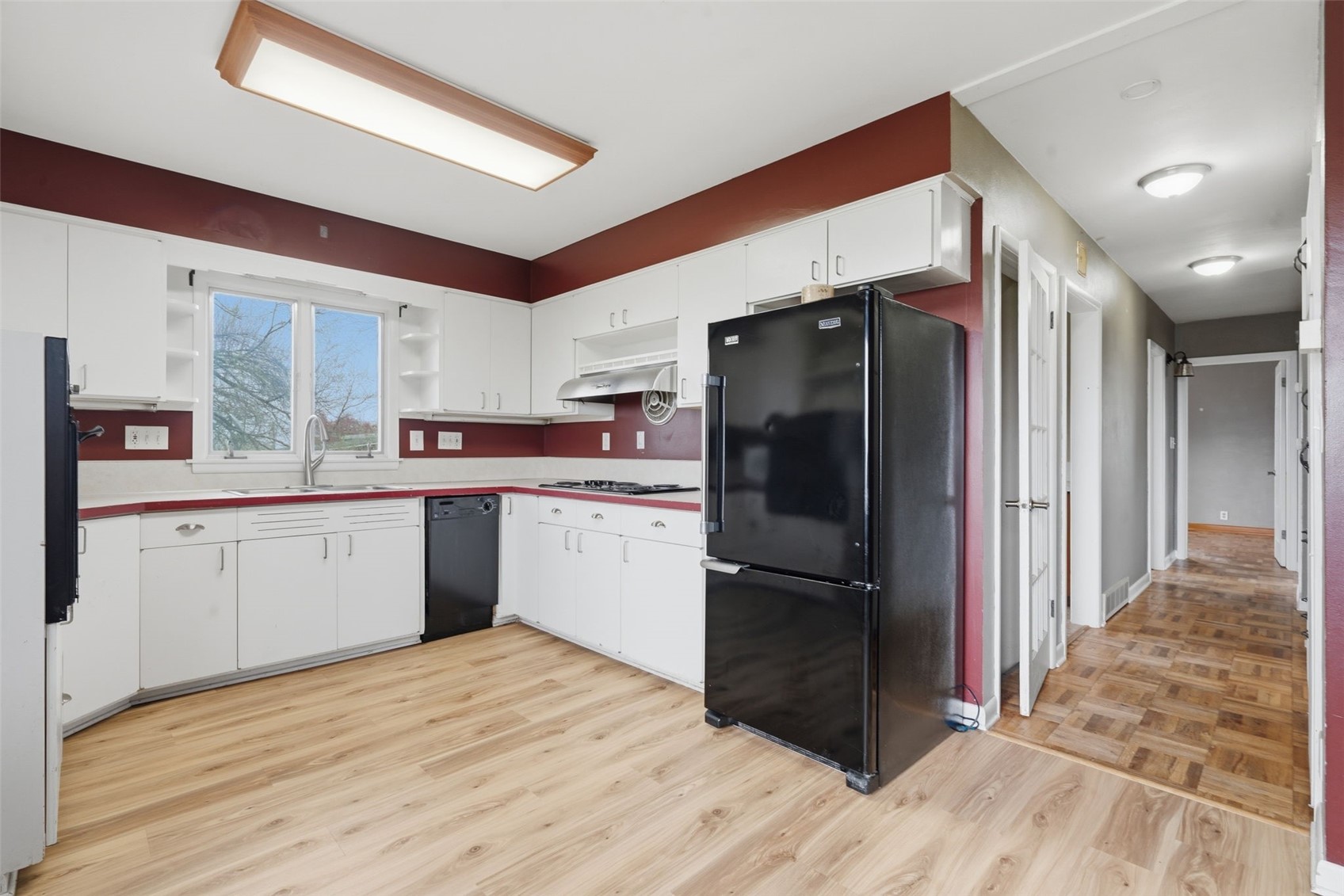 272 27th Avenue SW Cedar Rapids IA 52404