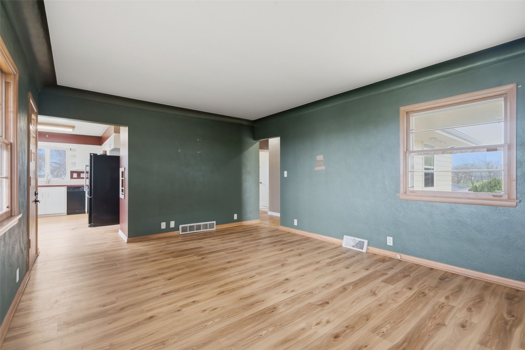 272 27th Avenue SW Cedar Rapids IA 52404