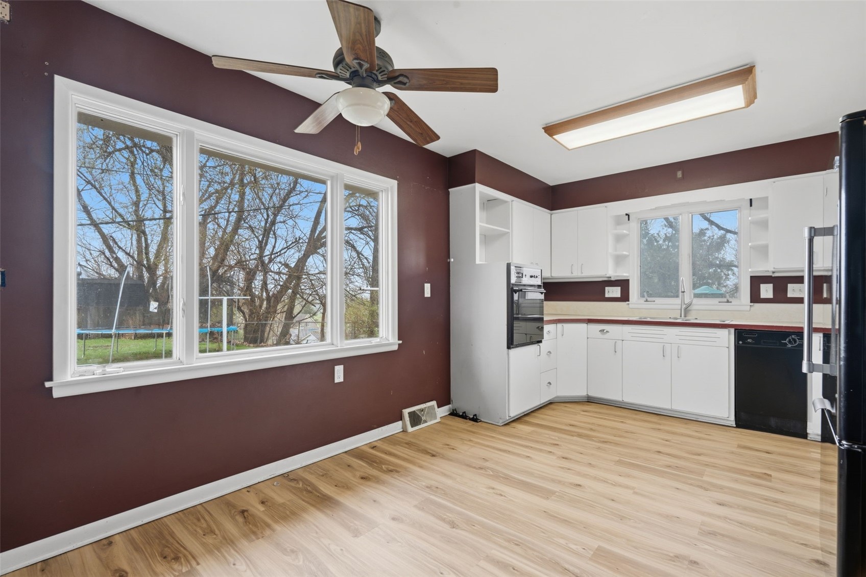 272 27th Avenue SW Cedar Rapids IA 52404