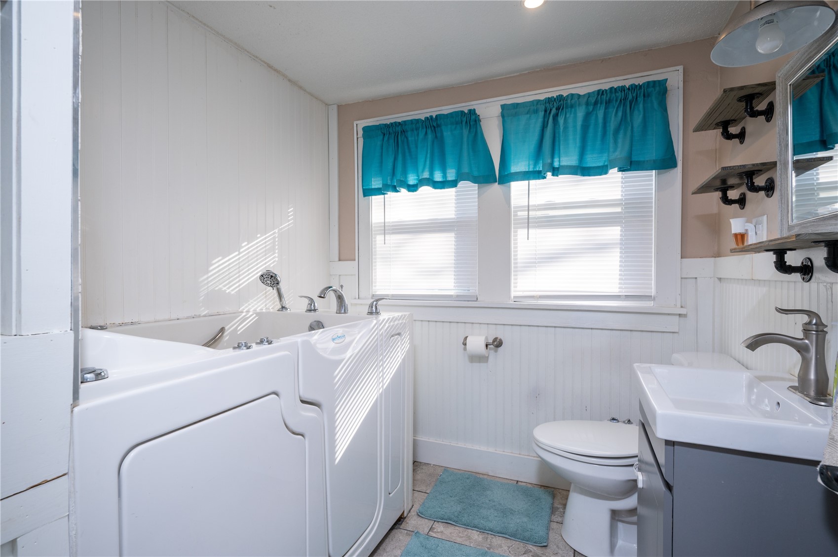 2005 Washington Avenue SE Cedar Rapids IA 52403
