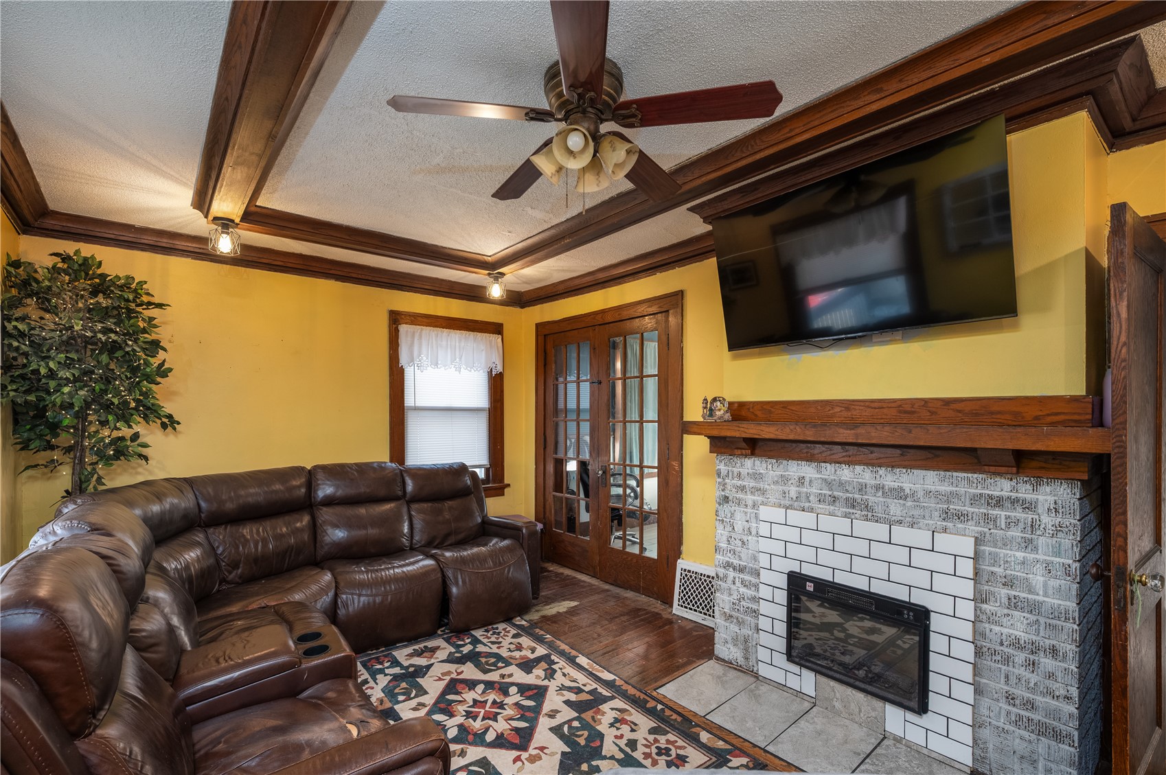 2005 Washington Avenue SE Cedar Rapids IA 52403