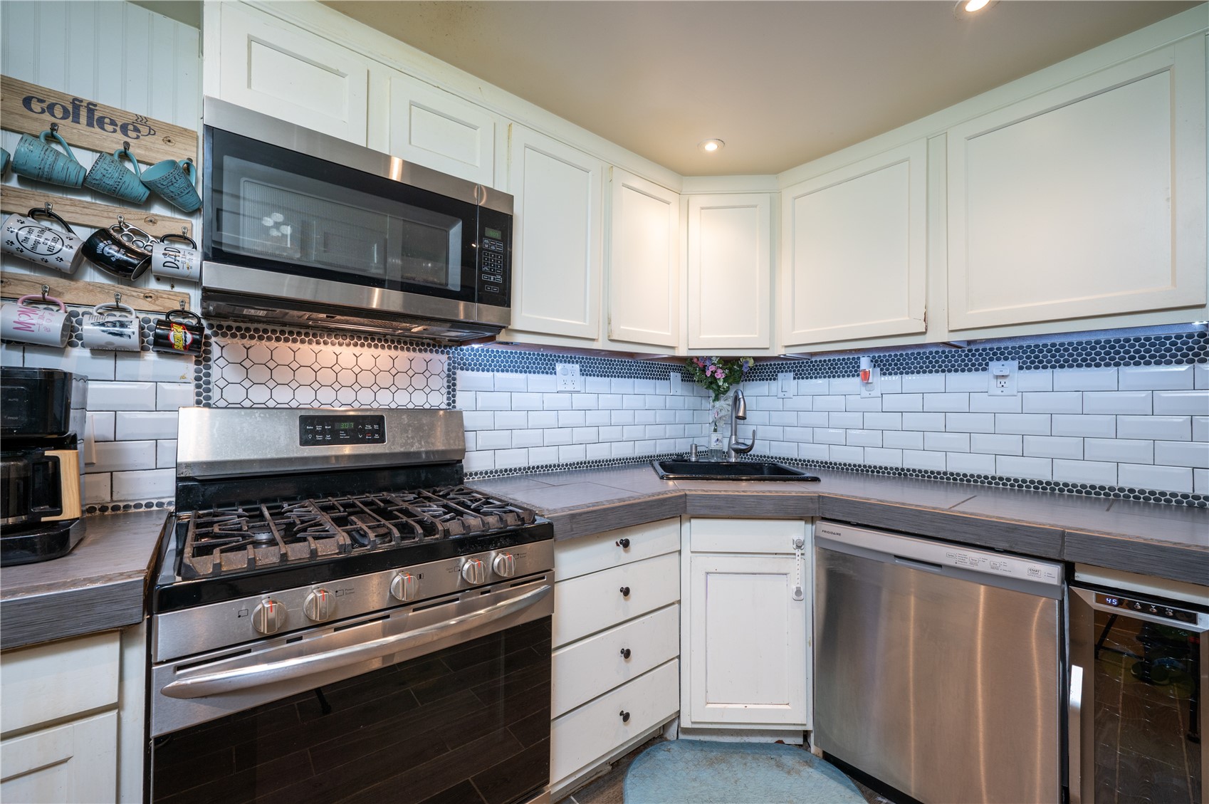 2005 Washington Avenue SE Cedar Rapids IA 52403