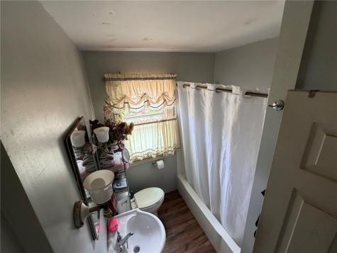1421 9th Street NW Cedar Rapids IA 52405