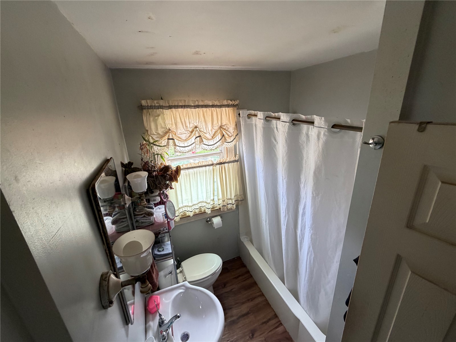 1421 9th Street NW Cedar Rapids IA 52405