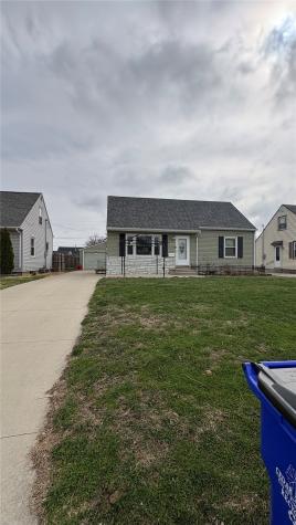 1421 9TH Street NW Cedar Rapids IA 52405