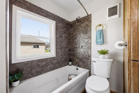 411 Johnson Toddville IA 52341