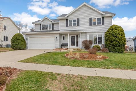 1306 Prairieview Drive NE Cedar Rapids IA 52402