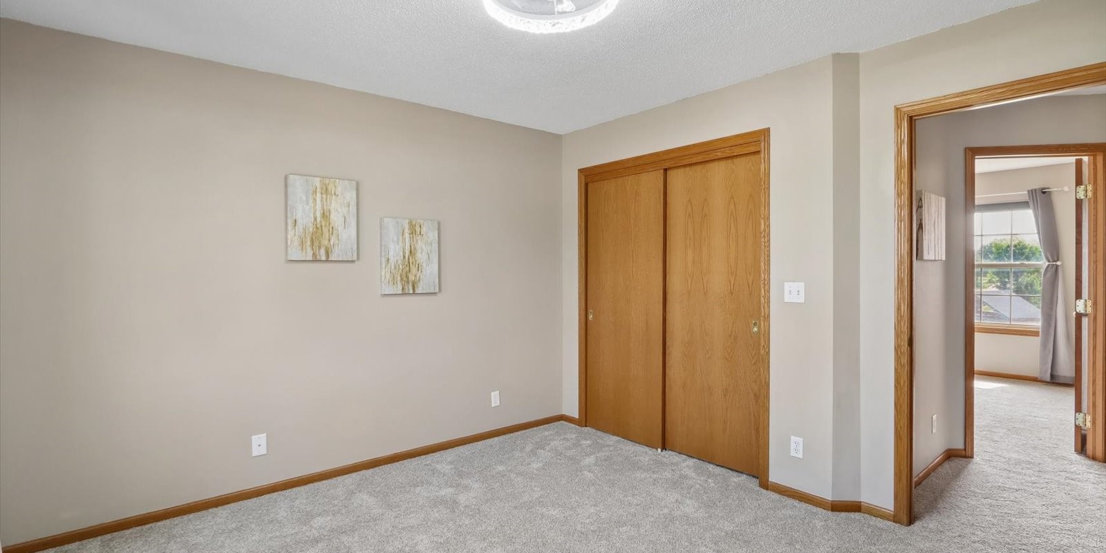 105 17th Avenue Court Hiawatha IA 52233