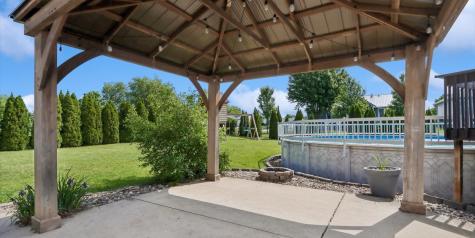 105 17th Avenue Court Hiawatha IA 52233