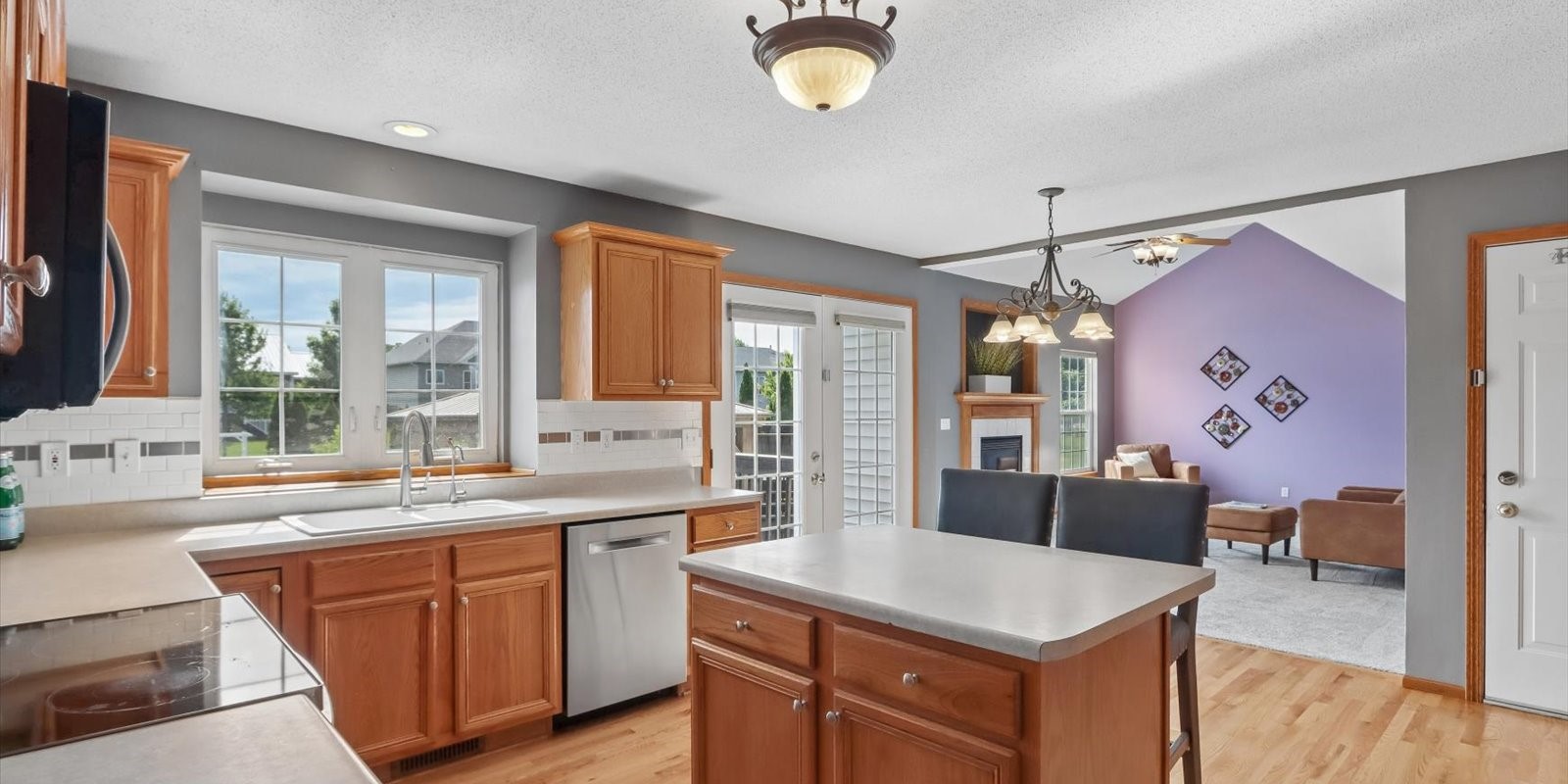 105 17th Avenue Court Hiawatha IA 52233