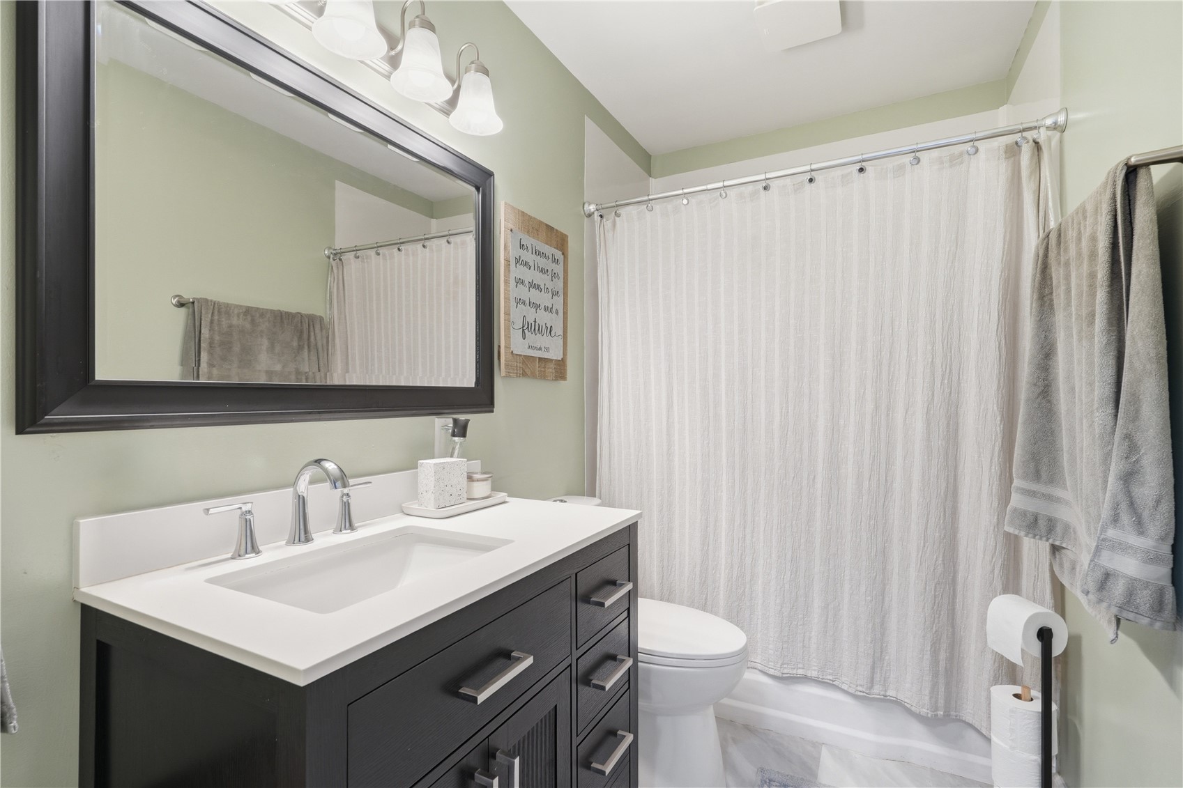 1328 1st Street SW Cedar Rapids IA 52404