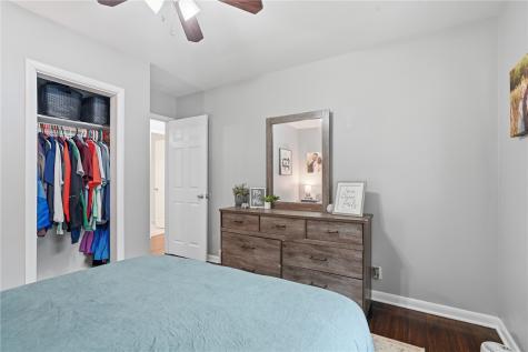 1328 1st Street SW Cedar Rapids IA 52404