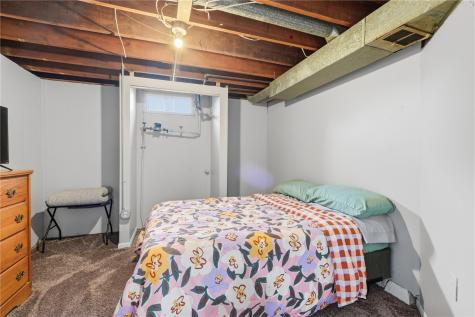 1328 1st Street SW Cedar Rapids IA 52404