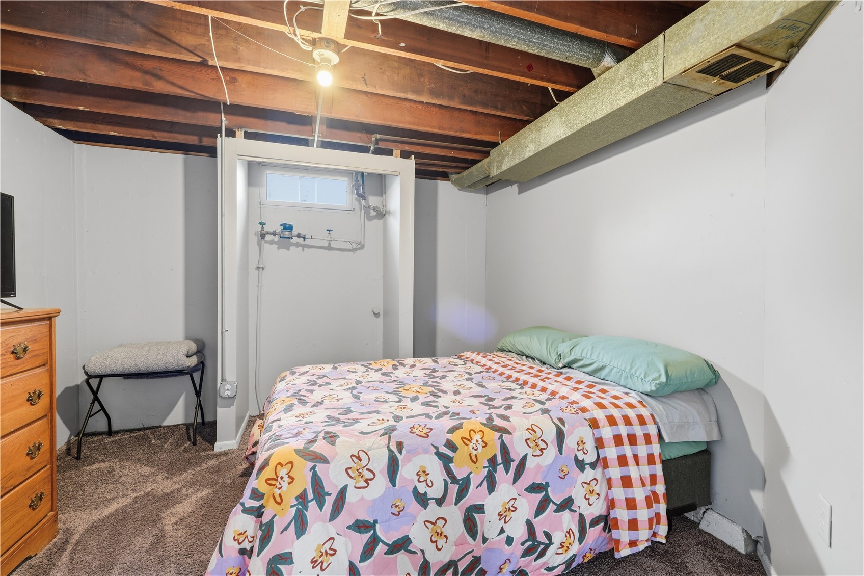 1328 1st Street SW Cedar Rapids IA 52404