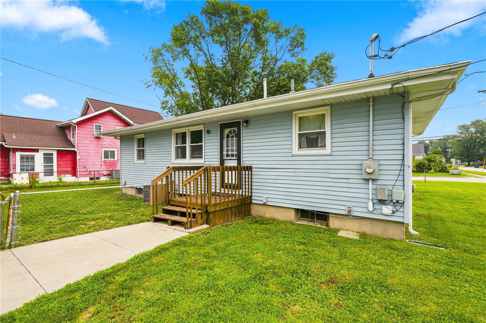 1328 1st Street SW Cedar Rapids IA 52404