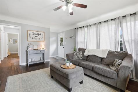 1328 1st Street SW Cedar Rapids IA 52404