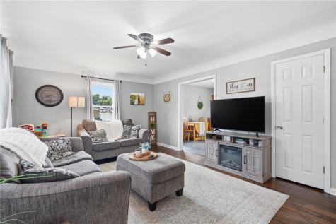 1328 1st Street SW Cedar Rapids IA 52404