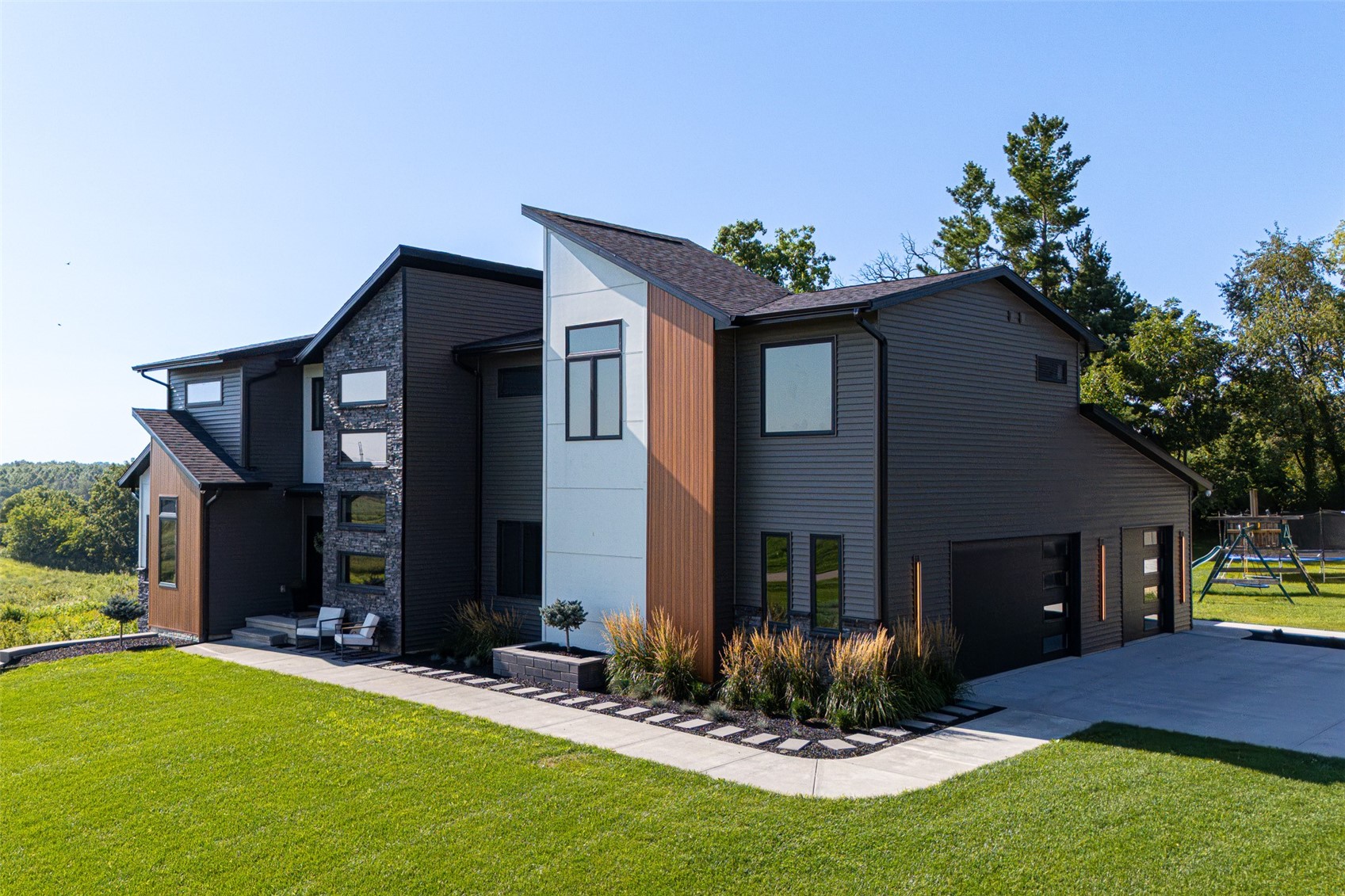 4615 Elynn Lane Solon IA 52333