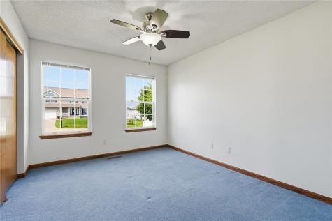 6805 Stone Terrace Drive Cedar Rapids IA 52404