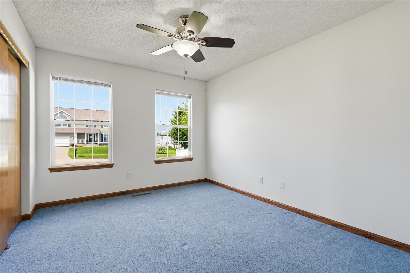 6805 Stone Terrace Drive Cedar Rapids IA 52404