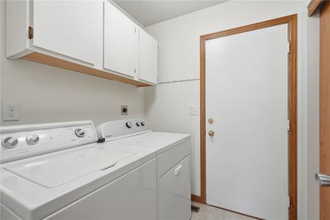 6805 Stone Terrace Drive Cedar Rapids IA 52404
