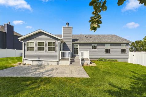 6805 Stone Terrace Drive Cedar Rapids IA 52404
