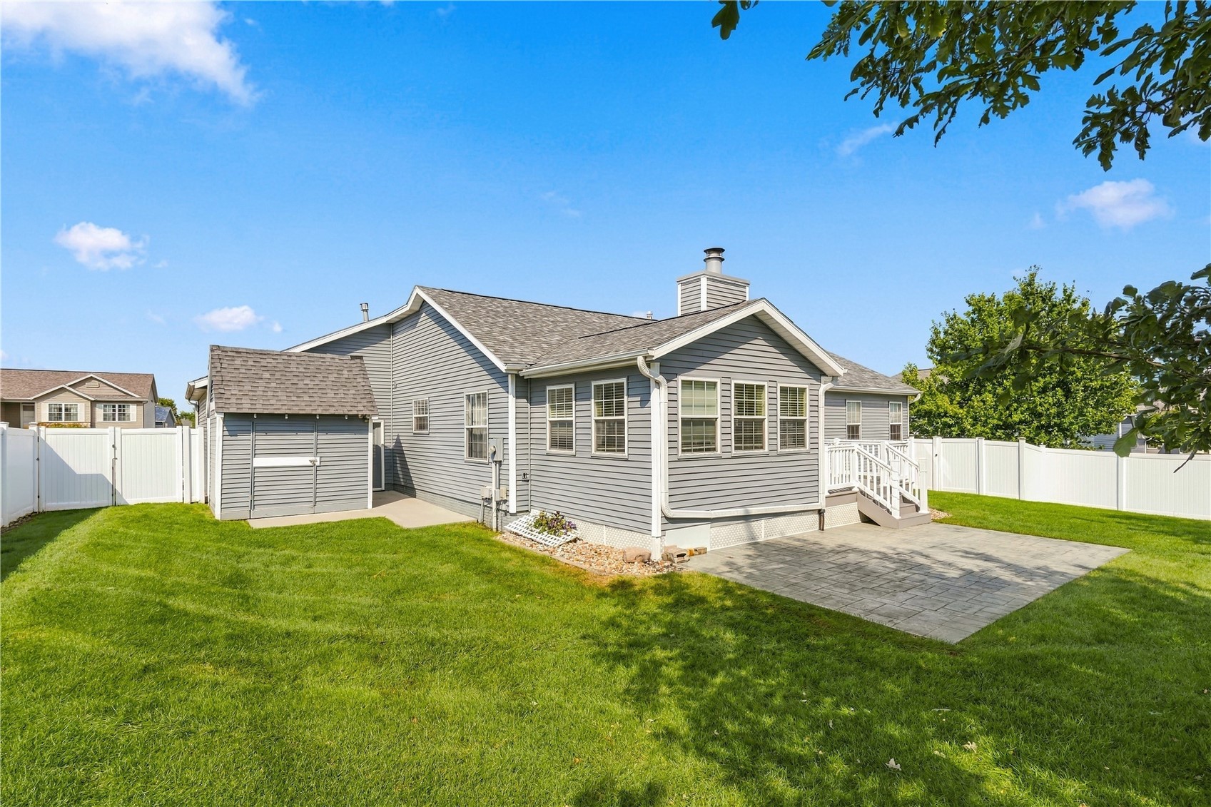 6805 Stone Terrace Drive Cedar Rapids IA 52404