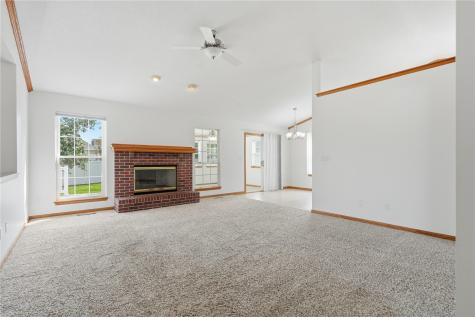 6805 Stone Terrace Drive Cedar Rapids IA 52404