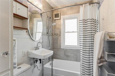 814 17th Street SE Cedar Rapids IA 52403