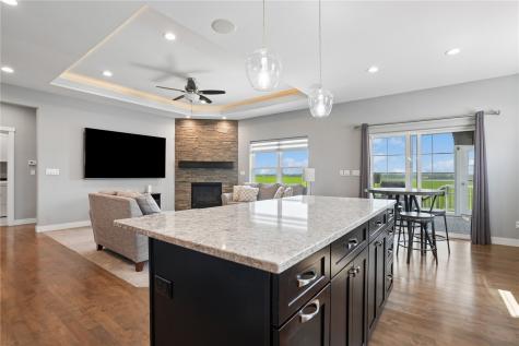 3065 Ridgeview Drive Ely IA 52227