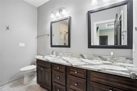 3065 Ridgeview Drive Ely IA 52227