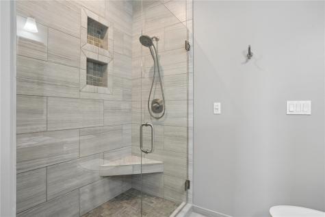 3065 Ridgeview Drive Ely IA 52227