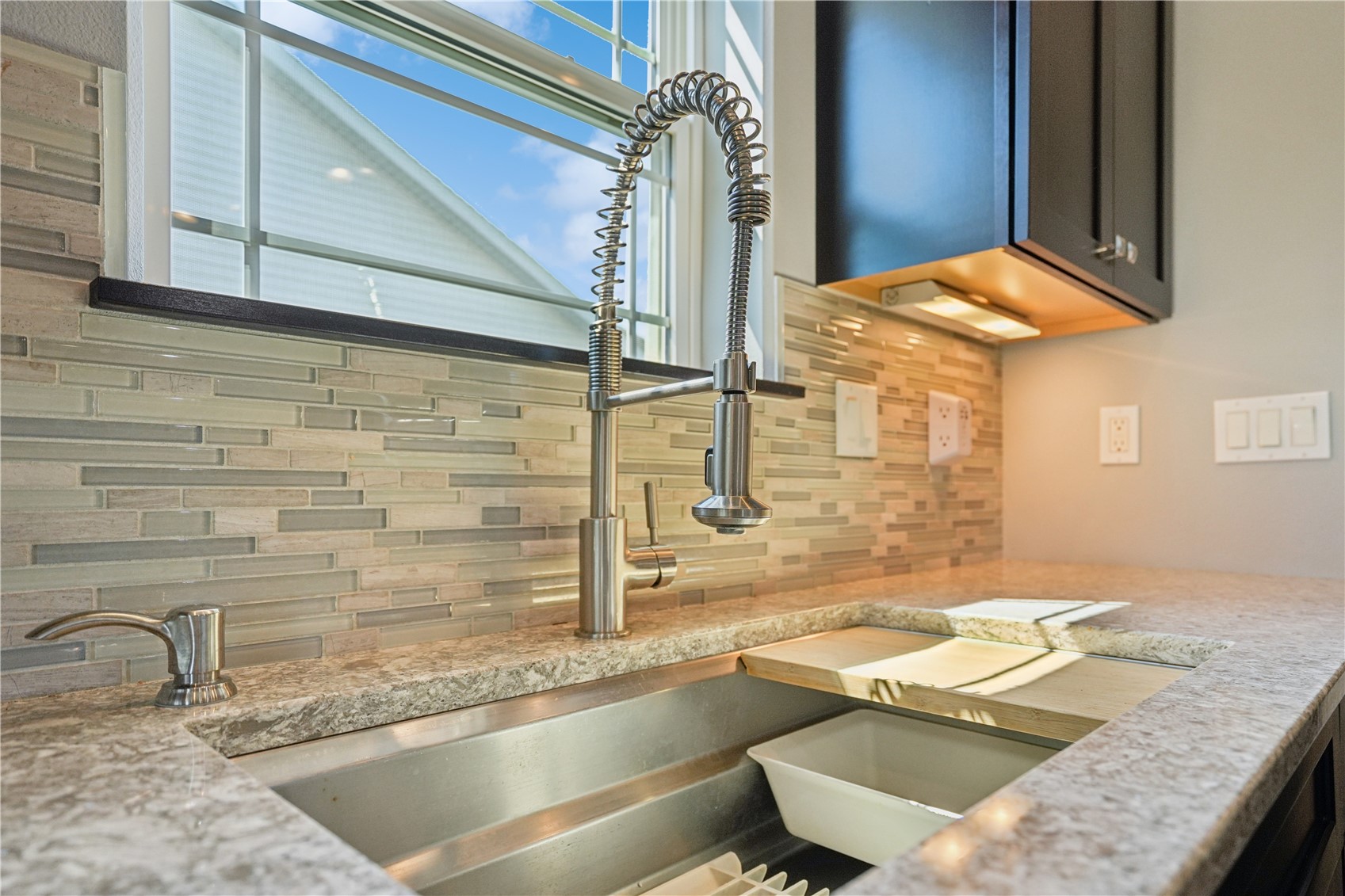 3065 Ridgeview Drive Ely IA 52227