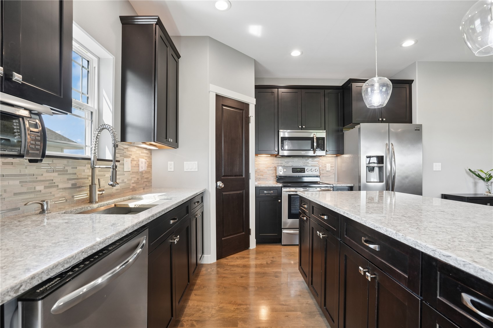 3065 Ridgeview Drive Ely IA 52227