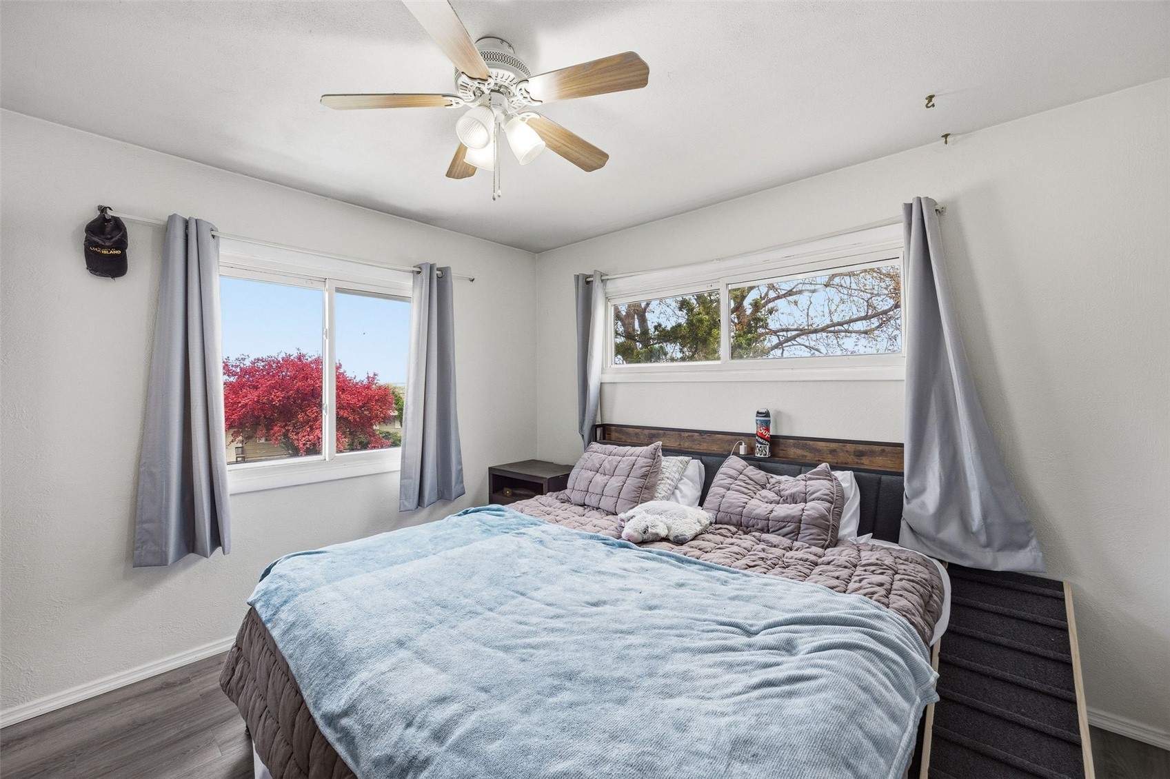 2067 Knollshire Road NE Cedar Rapids IA 52402