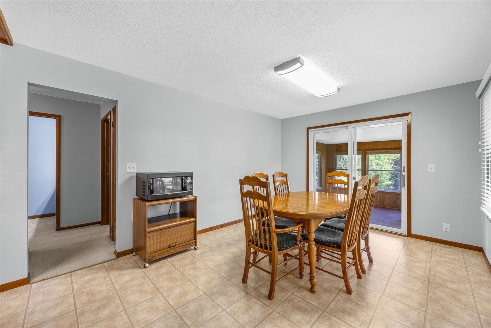 216 Windsor Drive NE Cedar Rapids IA 52402