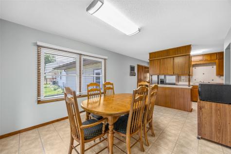 216 Windsor Drive NE Cedar Rapids IA 52402